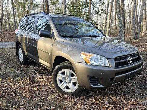 Used 2012 Toyota RAV4 Sport Utility 4D w/ Value Pkg image 10