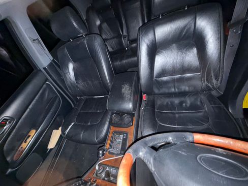 Used 2000 Lexus LS 400 image 2