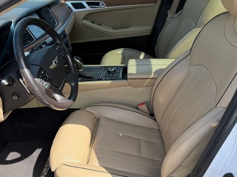 Used 2015 Hyundai Genesis 3.8 w/ Option Group 04 image 23