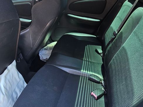 Used 2005 Dodge Neon image 8