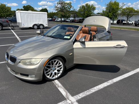 Used 2008 BMW 328i Convertible RWD image 4