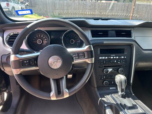 Used 2014 Ford Mustang Premium w/ Equipment Group 201A image 4