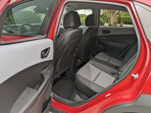 Used 2020 Hyundai Kona SEL image 12