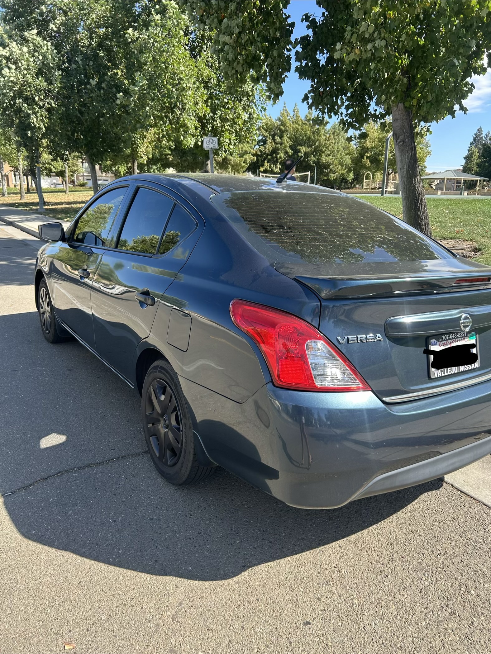 Used 2017 Nissan Versa S Plus FWD image 5