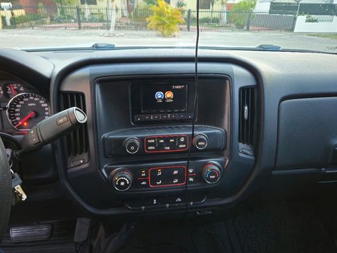 Used 2015 GMC Sierra 1500 2WD Regular Cab image 5