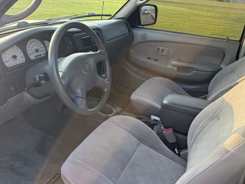 Used 2004 Toyota Tacoma PreRunner RWD image 22