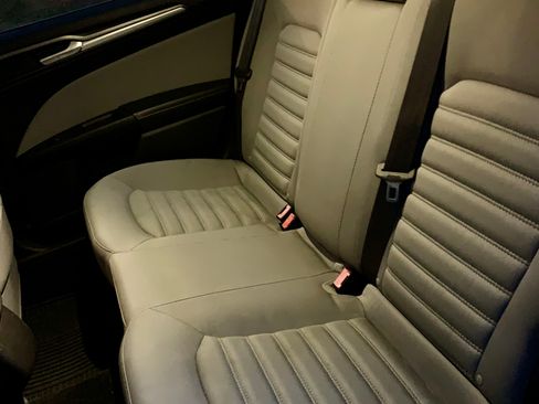 Used 2014 Ford Fusion S FWD image 15