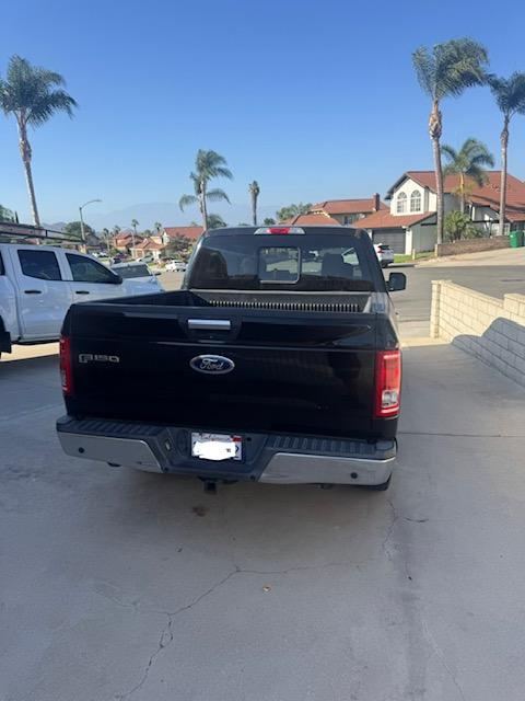 Used 2017 Ford F150 XLT w/ Equipment Group 302A Luxury RWD image 9
