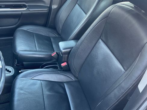 Used 2015 Toyota Prius C Two image 11