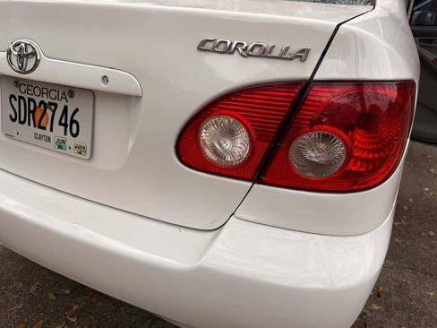 Used 2005 Toyota Corolla CE image 11