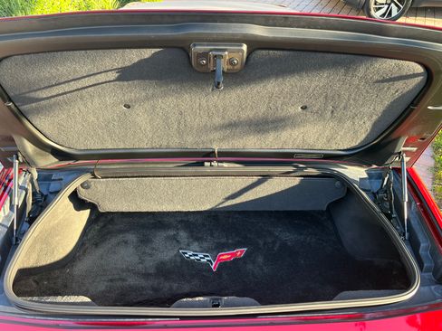 Used 2005 Chevrolet Corvette Convertible w/ Preferred Equipment Group image 15