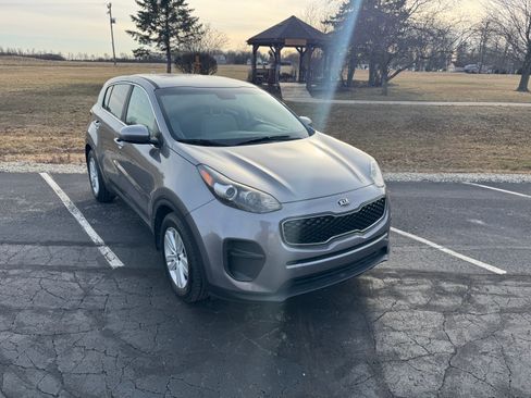 Used 2017 Kia Sportage LX image 6