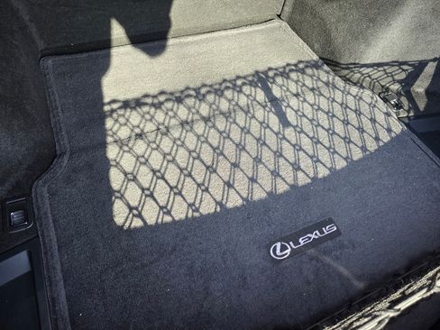 Used 2006 Lexus IS 350 image 11