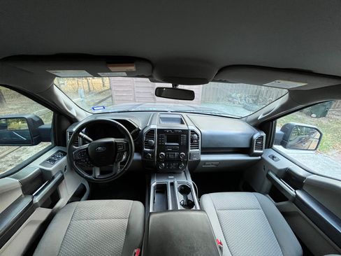 Used 2015 Ford F150 XLT w/ Equipment Group 301A Mid image 11