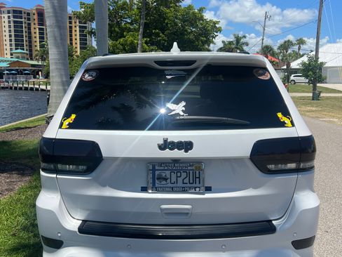 Used 2018 Jeep Grand Cherokee Trackhawk image 8