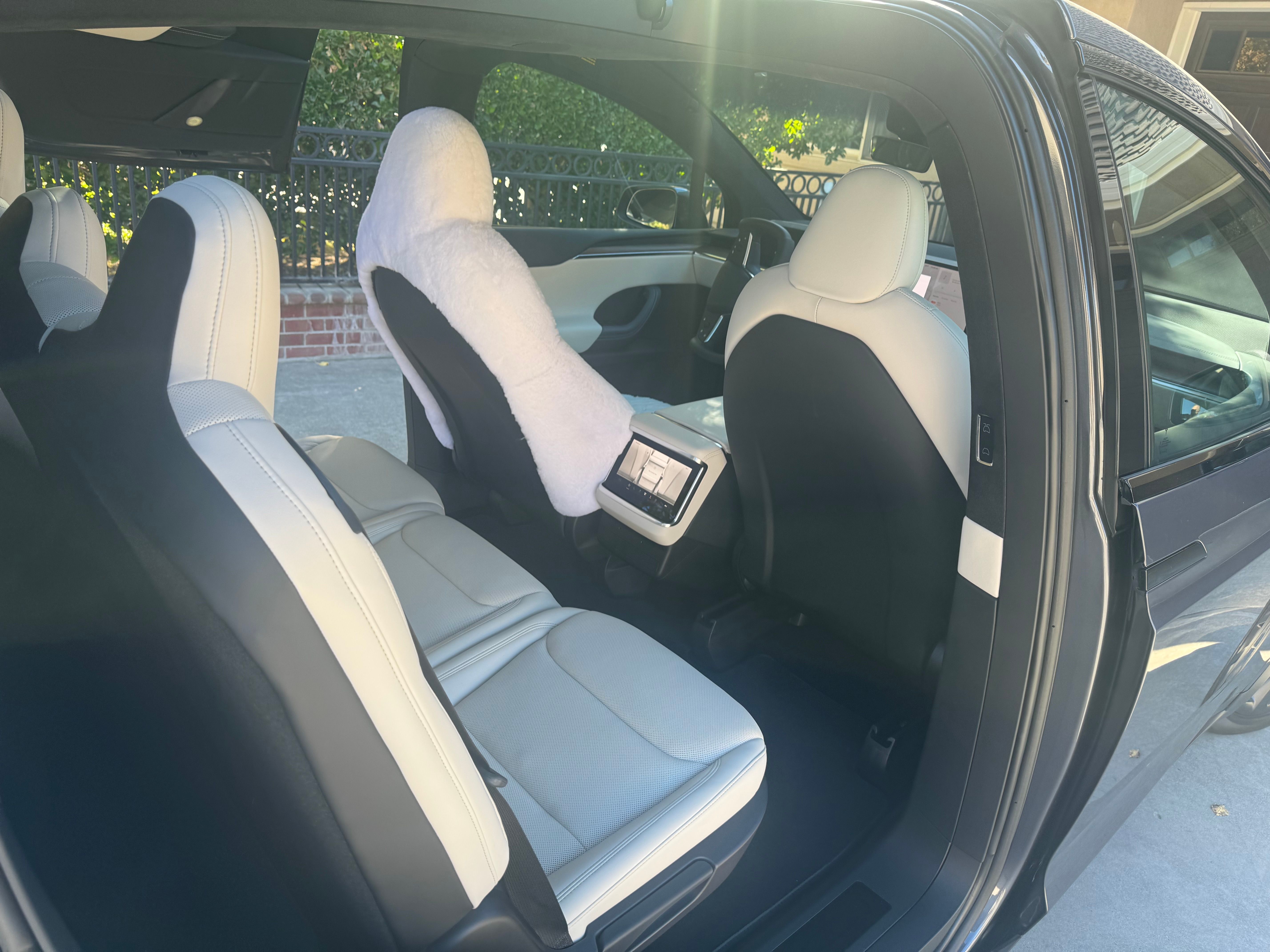 Used 2022 Tesla Model X AWD/4WD image 4