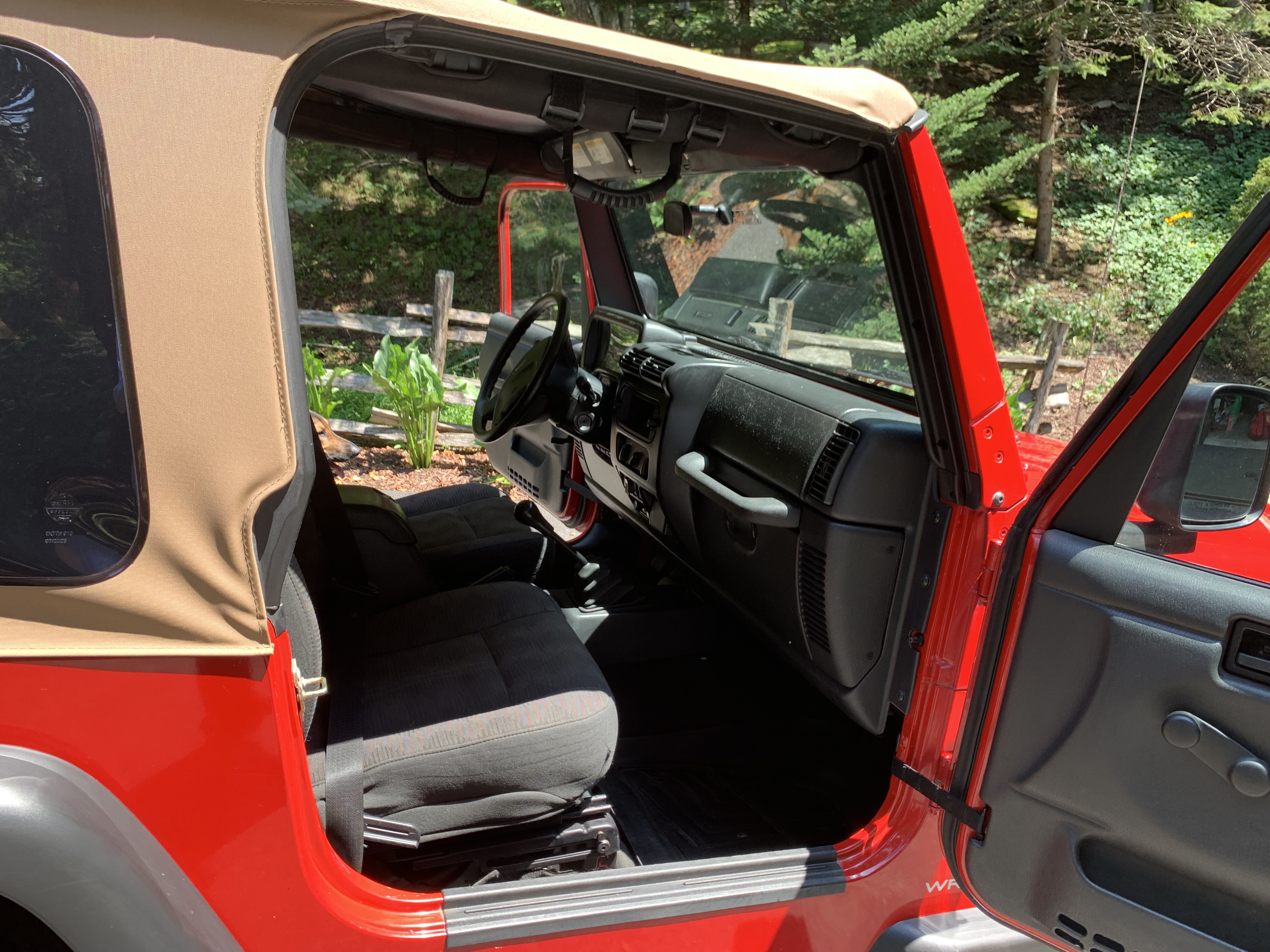 Used 2004 Jeep Wrangler X w/ Full Face Tire & Wheel Group AWD/4WD image 8