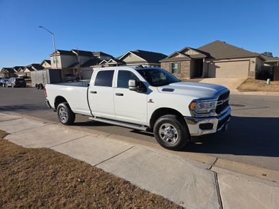 Used 2024 RAM 2500 Tradesman w/ Chrome Appearance Group