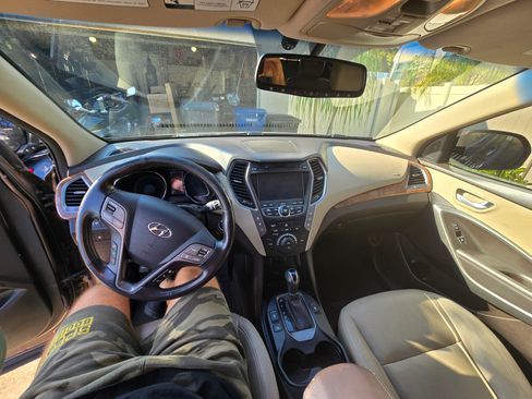 Used 2015 Hyundai Santa Fe Limited w/ Option Group 04 image 5