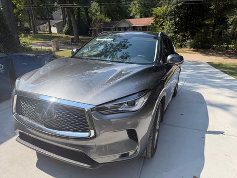 Used 2023 INFINITI QX50 Luxe FWD image 2