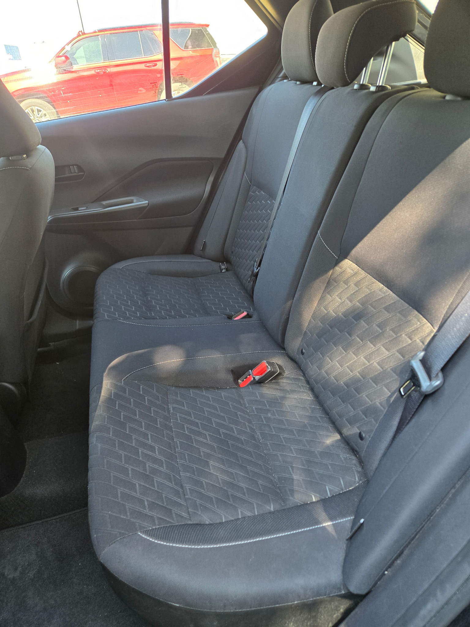Used 2021 Nissan Kicks S FWD image 13