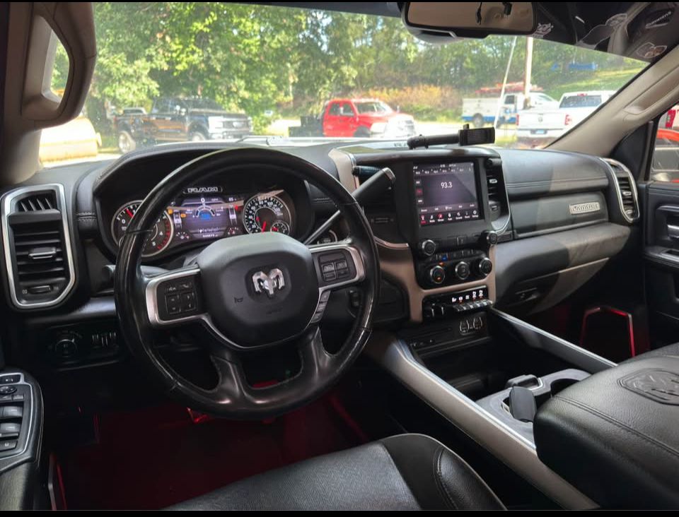 Used 2019 RAM 3500 Laramie AWD/4WD image 5