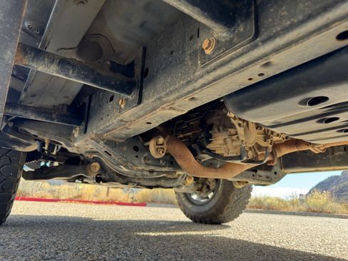 Used 2012 Toyota FJ Cruiser 4WD image 31