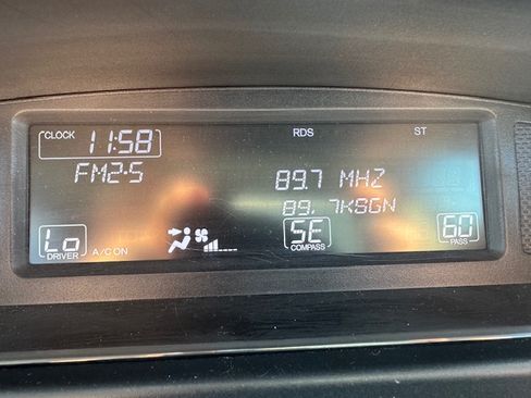 Used 2011 Honda Pilot EX-L image 11