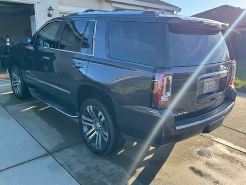 Used 2017 GMC Yukon Denali w/ Open Road Package image 5