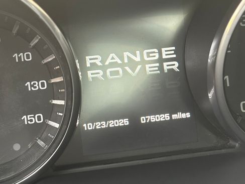 Used 2013 Land Rover Range Rover Evoque Prestige image 17