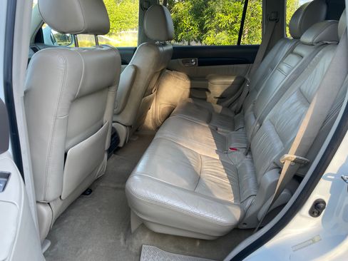 Used 2005 Lexus GX 470 AWD/4WD image 11