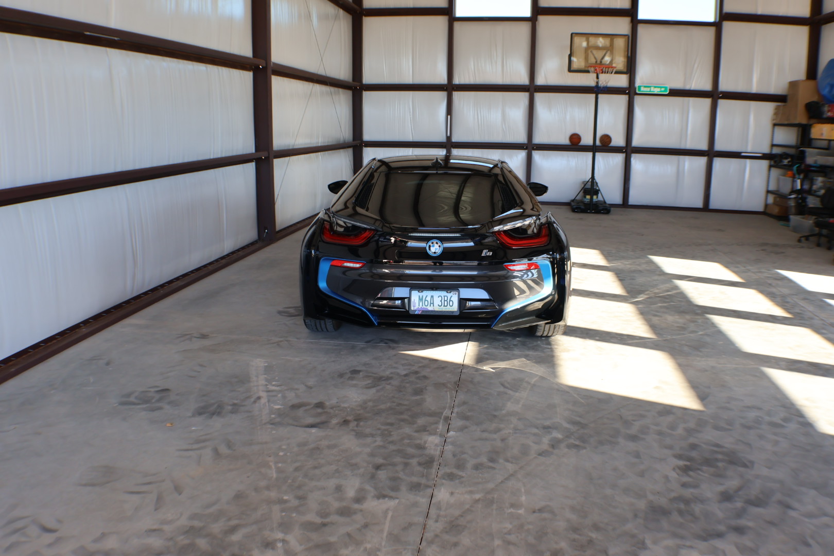 Used 2020 BMW i8 Coupe AWD/4WD image 4