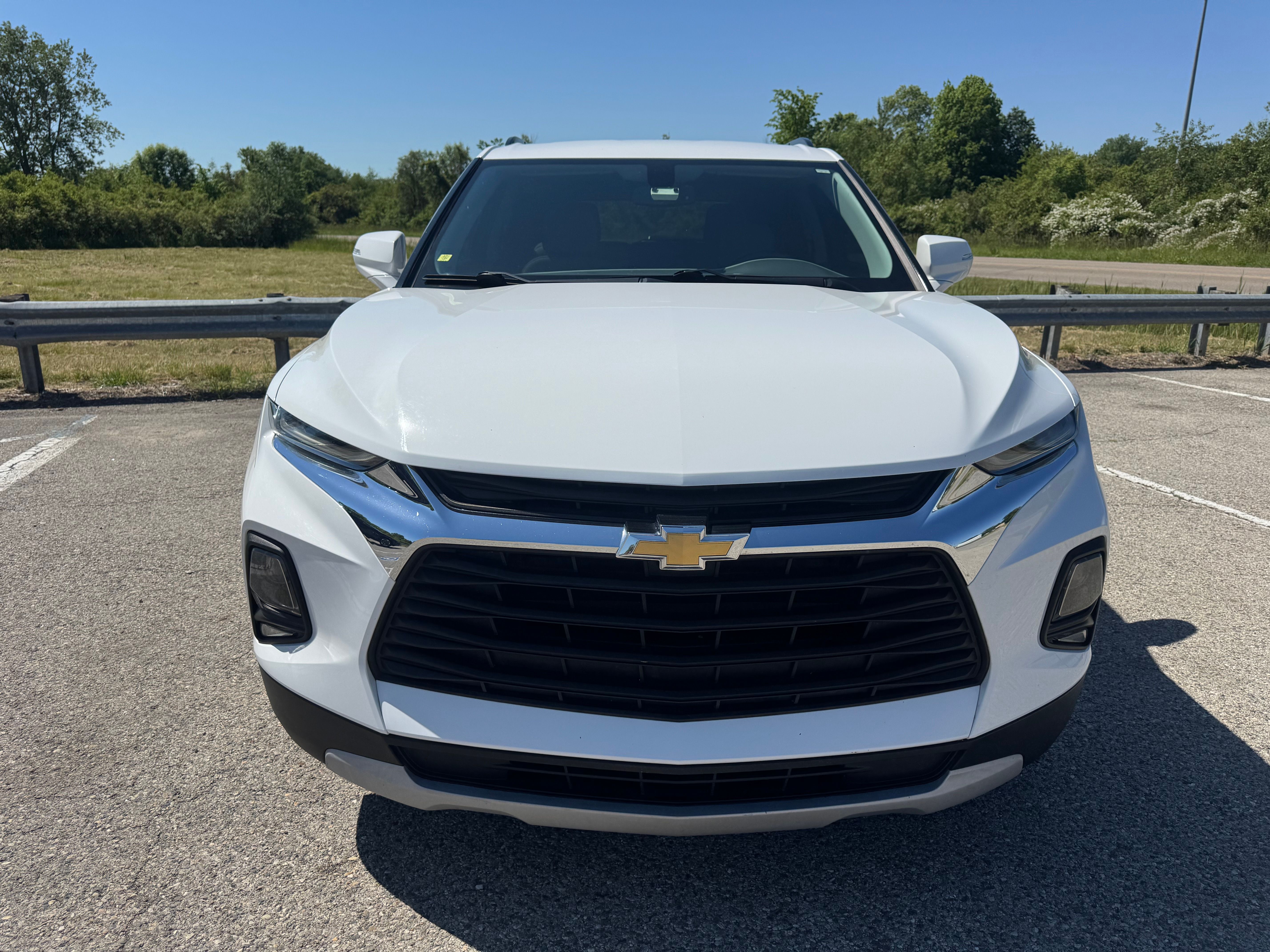 Used 2019 Chevrolet Blazer LT FWD image 2