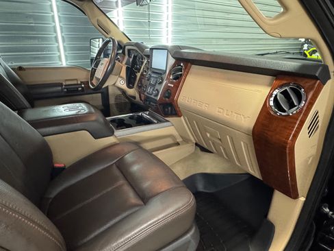 Used 2016 Ford F350 King Ranch w/ FX4 Off-Road Package AWD/4WD image 10