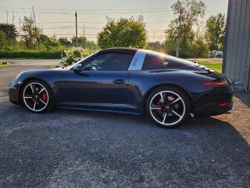 Used 2015 Porsche 911 Targa 4S image 8