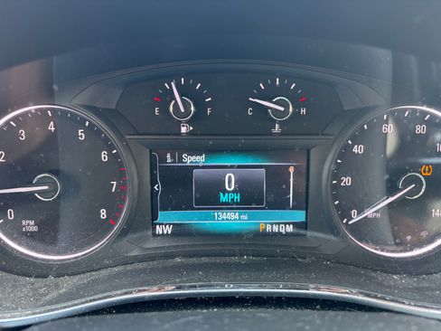 Used 2017 Buick Encore Essence w/ Experience Buick Package FWD image 9