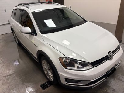 Used 2017 Volkswagen Golf Alltrack S