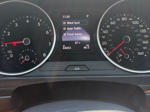 Used 2019 Volkswagen Tiguan SE AWD/4WD image 17