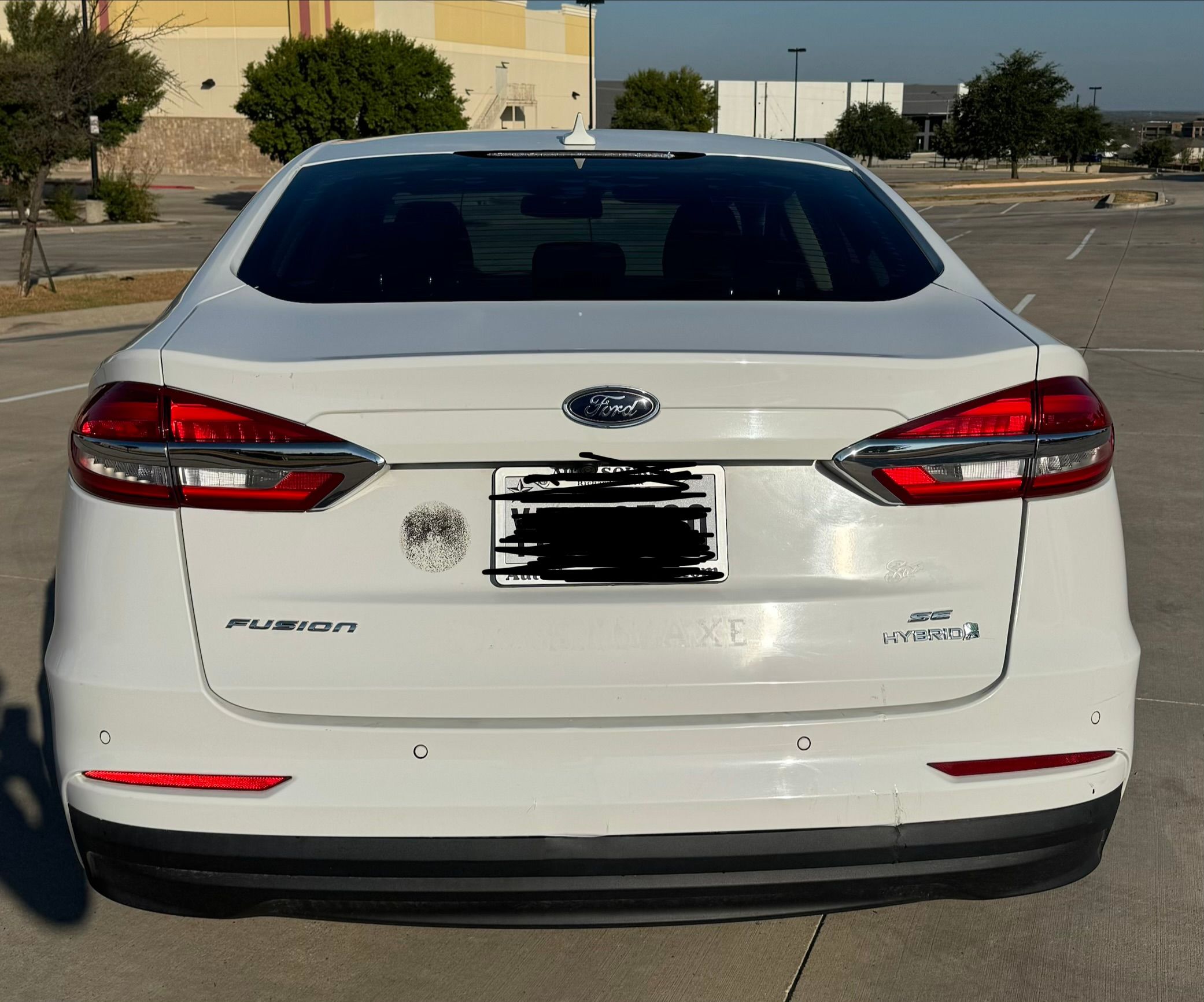 Used 2019 Ford Fusion SE FWD image 10