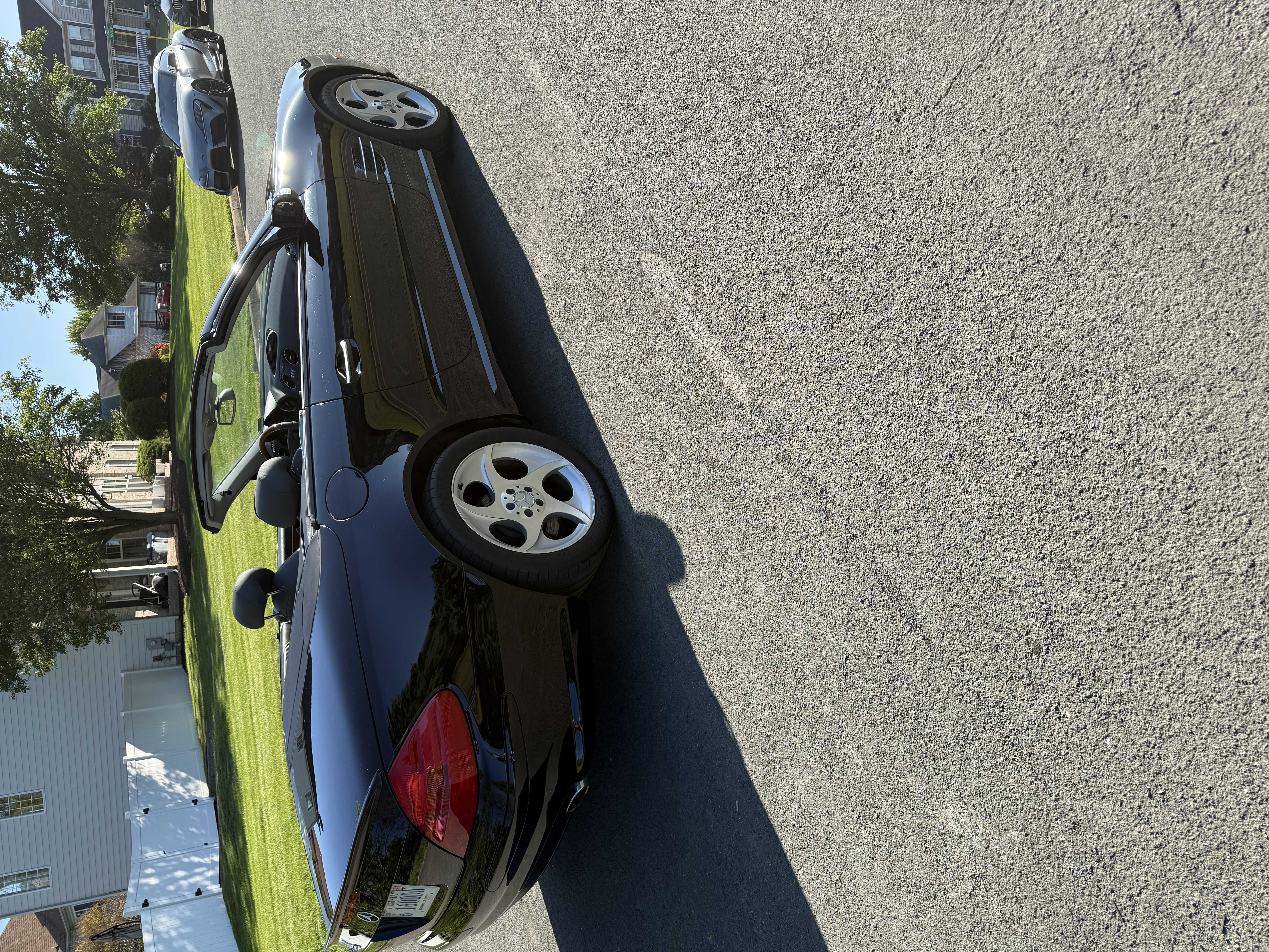 Used 2005 Mercedes-Benz SL 500 image 10