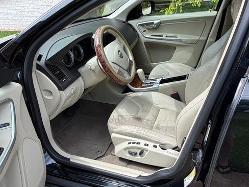 Used 2012 Volvo XC60 3.2 FWD image 12