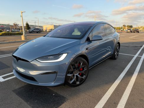 Used 2026 Tesla Model X Plaid AWD/4WD image 1