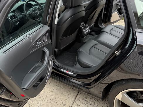 Used 2015 Audi S6 image 9