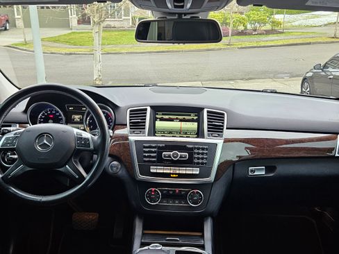 Used 2015 Mercedes-Benz ML 350 4MATIC image 13