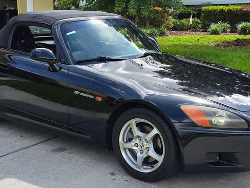 Used 2001 Honda S2000 image 2