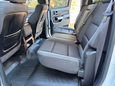 Used 2014 Chevrolet Silverado 1500 LT image 25