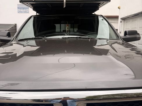 Used 2015 RAM 2500 Tradesman w/ Chrome Appearance Group image 14