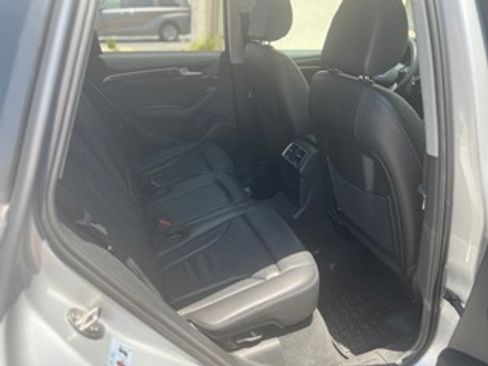 Used 2013 Audi Q5 2.0T Premium Plus w/ Premium Plus Pkg image 8