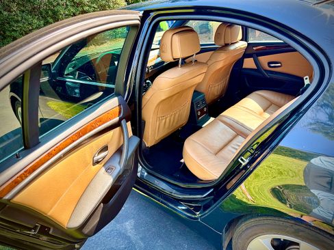 Used 2008 BMW 528i Sedan image 4