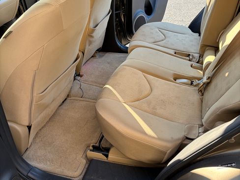 Used 2010 Toyota RAV4 4WD image 11